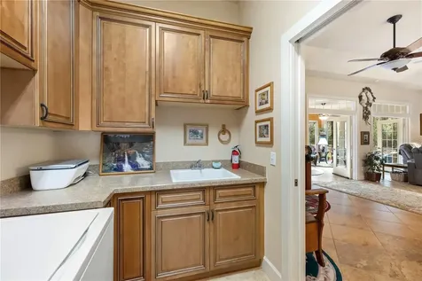 9250 Emily Drive Fanning Springs FL 32693