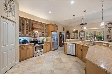 9250 Emily Drive Fanning Springs FL 32693