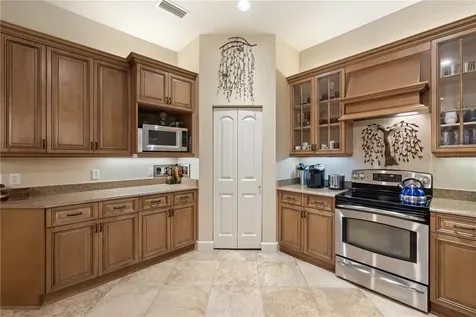 9250 Emily Drive Fanning Springs FL 32693