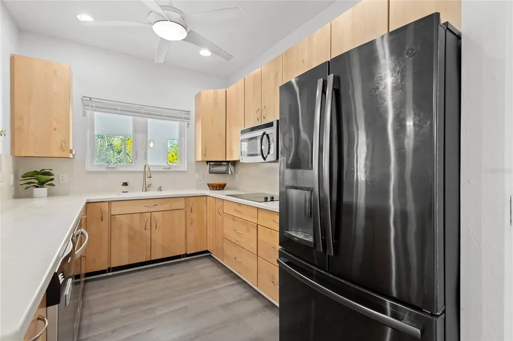 3319 Mayflower Street Sarasota FL 34231