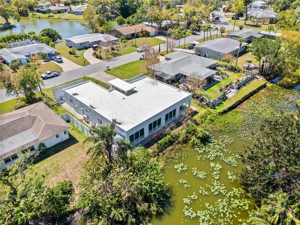 3319 Mayflower Street Sarasota FL 34231