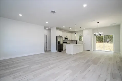 9484 N Pineview Way Citrus Springs FL 34434