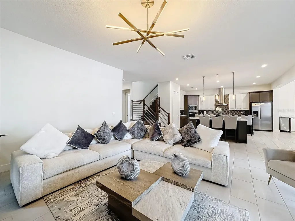 1003 Jack Nicklaus Court Kissimmee FL 34747