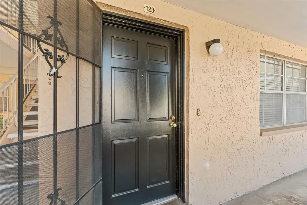 4724 Michael Court Tampa FL 33614
