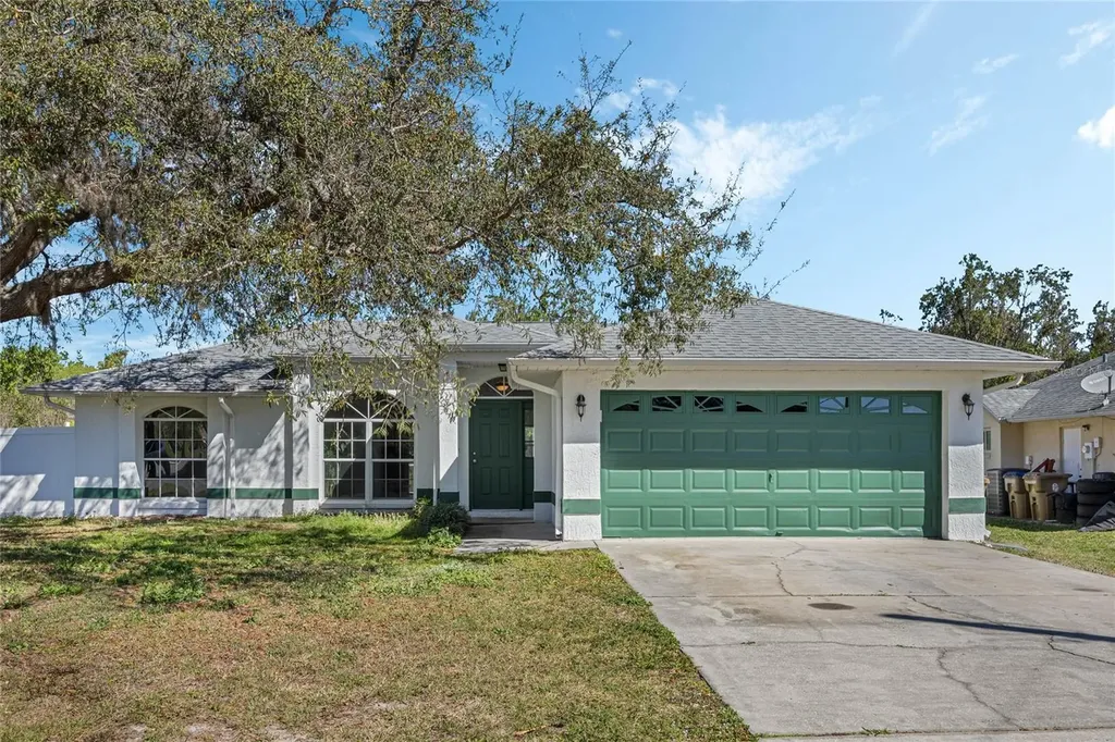 3275 Deer Lick Court Kissimmee FL 34746
