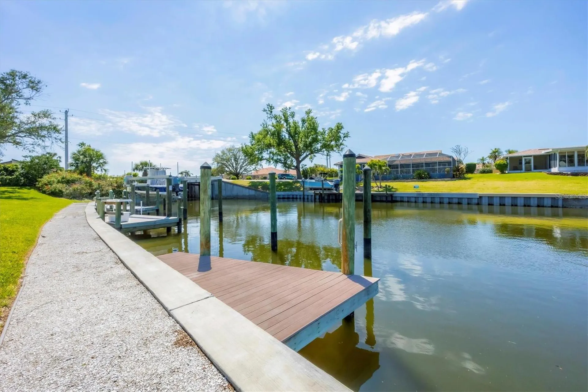 51 Oakwood Drive N Englewood FL 34223