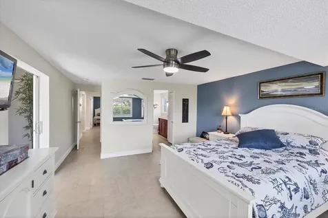 51 Oakwood Drive N Englewood FL 34223