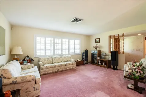 1830 Oak Forest Drive S Clearwater FL 33759