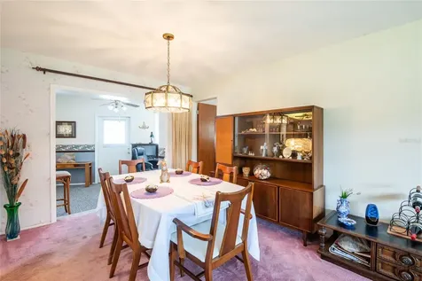 1830 Oak Forest Drive S Clearwater FL 33759