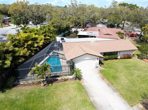 1830 Oak Forest Drive S Clearwater FL 33759