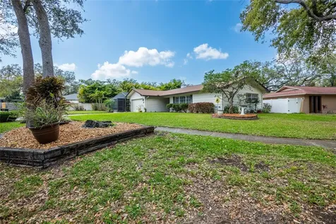 1830 Oak Forest Drive S Clearwater FL 33759