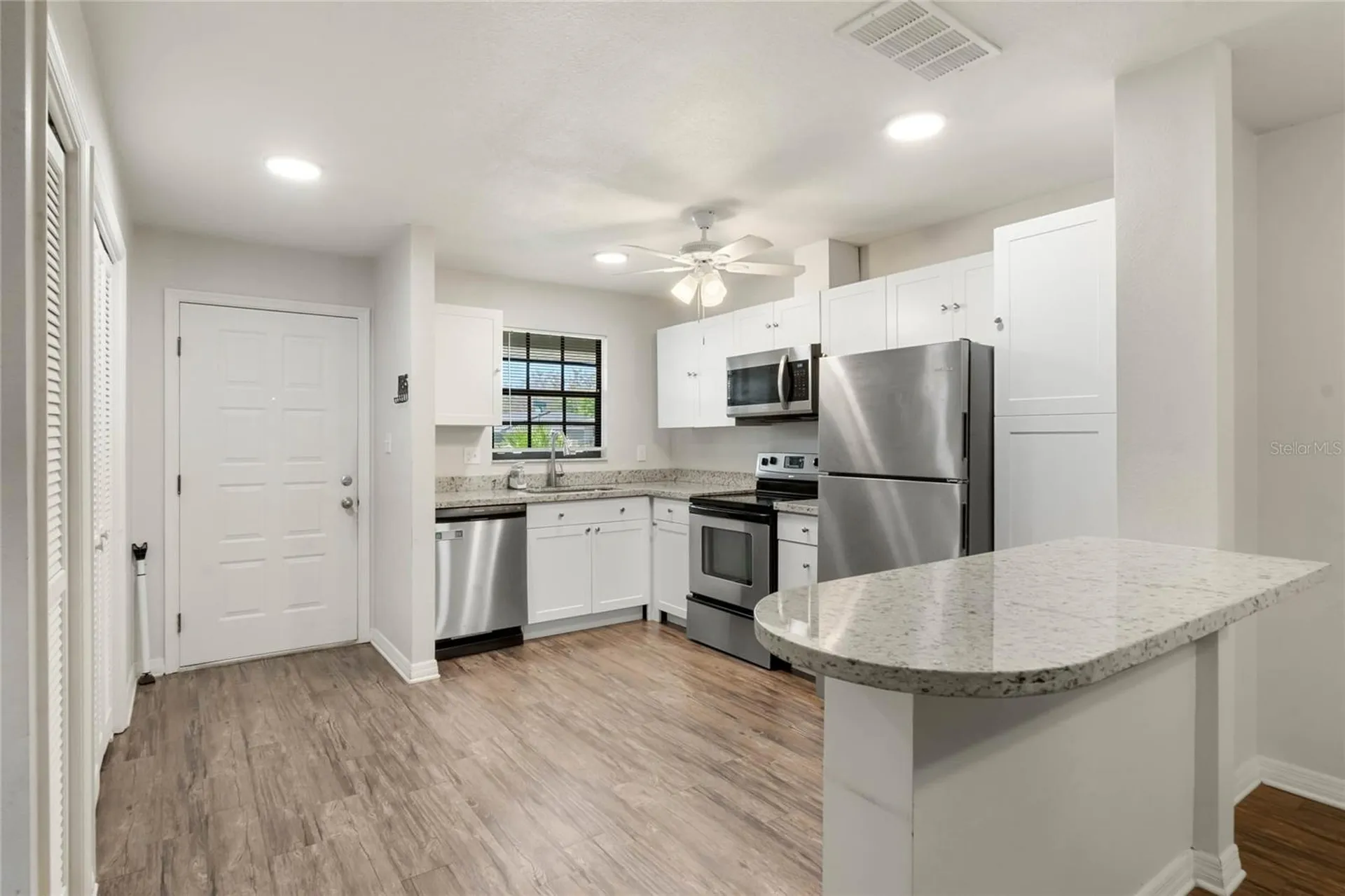 2723 Beacon Street Eustis FL 32726