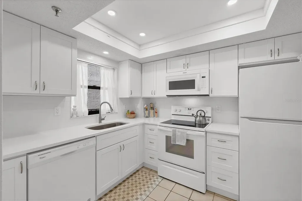 1001 Benjamin Franklin Drive Sarasota FL 34236