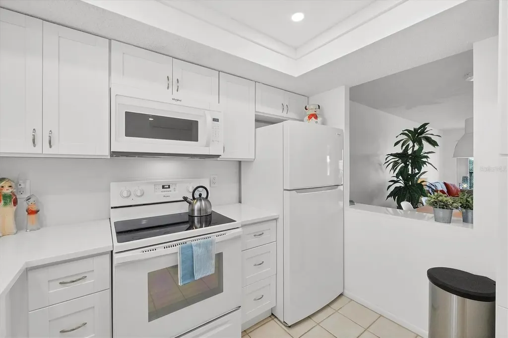 1001 Benjamin Franklin Drive Sarasota FL 34236