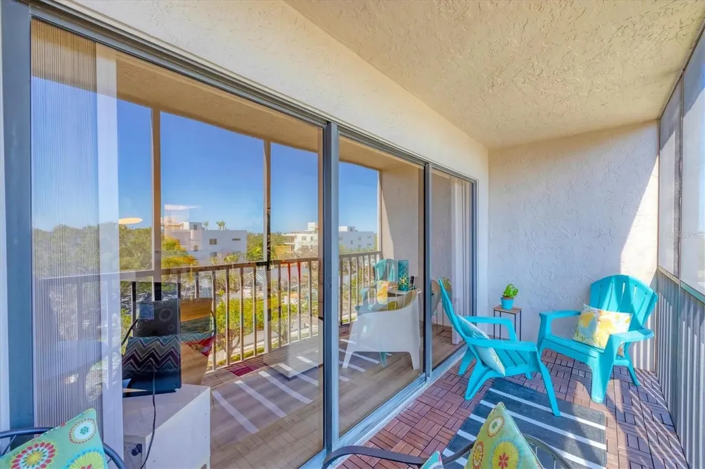 1001 Benjamin Franklin Drive Sarasota FL 34236