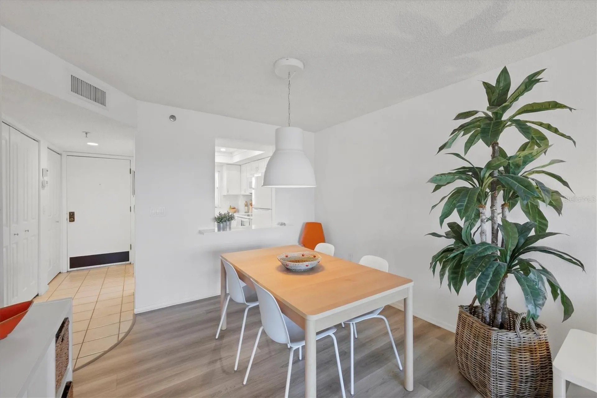 1001 Benjamin Franklin Drive Sarasota FL 34236