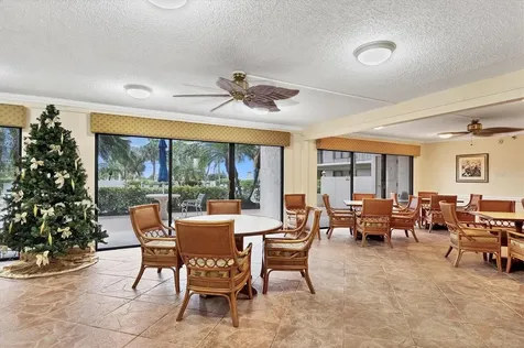 1001 Benjamin Franklin Drive Sarasota FL 34236