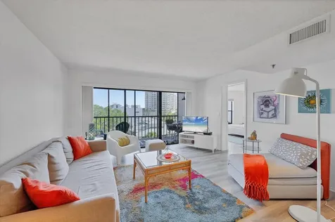 1001 Benjamin Franklin Drive Sarasota FL 34236