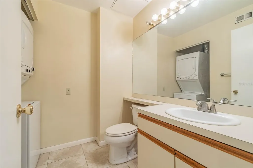 2333 Feather Sound Drive Clearwater FL 33762
