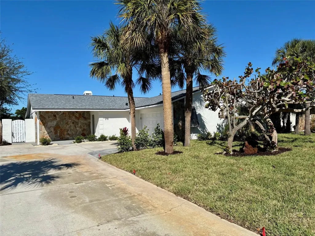 210 73rd Street NW Bradenton FL 34209