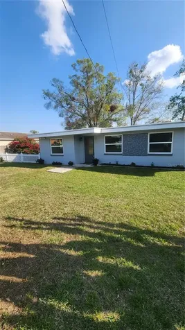 38948 South Avenue Zephyrhills FL 33542