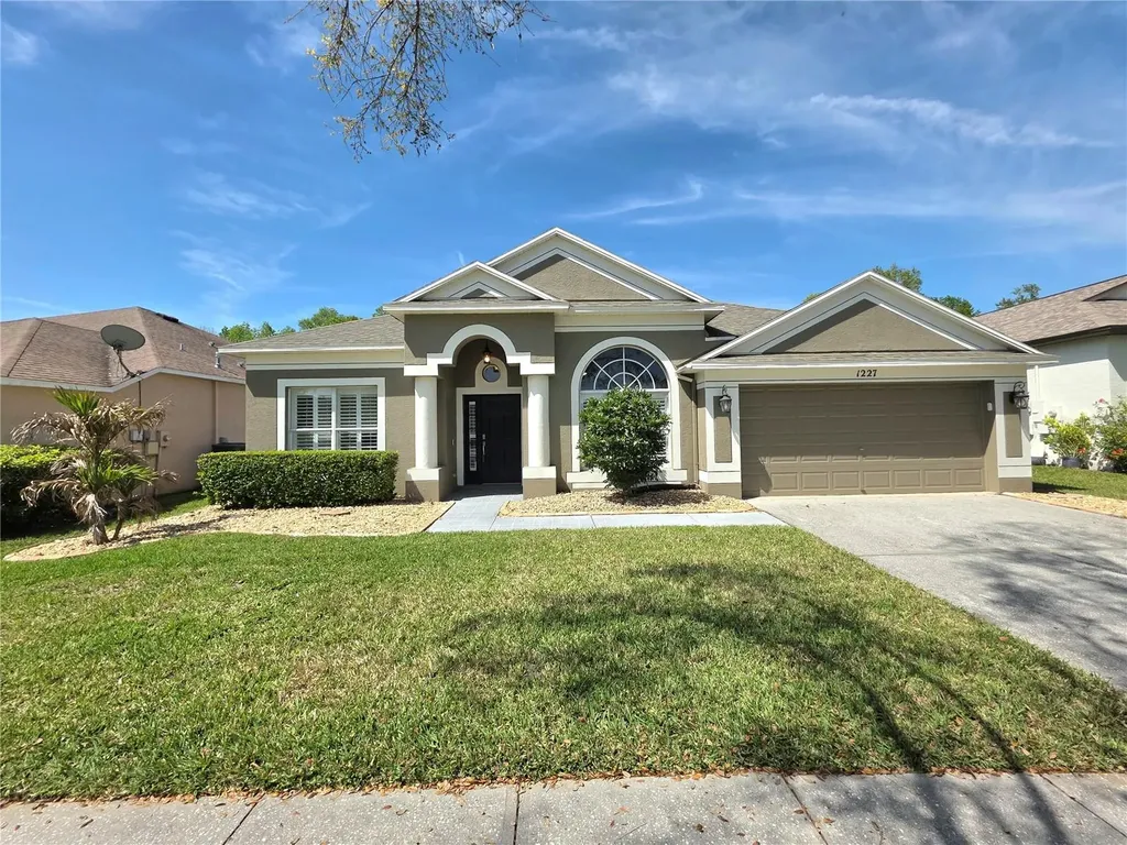 1227 Big Creek Drive Wesley Chapel FL 33544