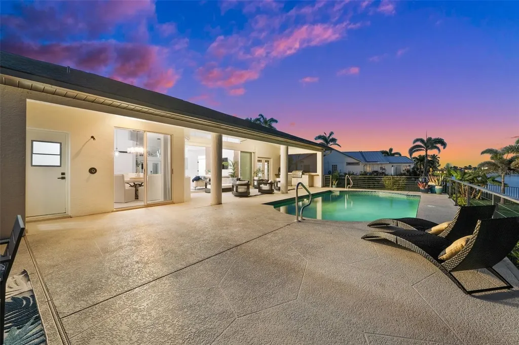 5207 SW 20th Place Cape Coral FL 33914