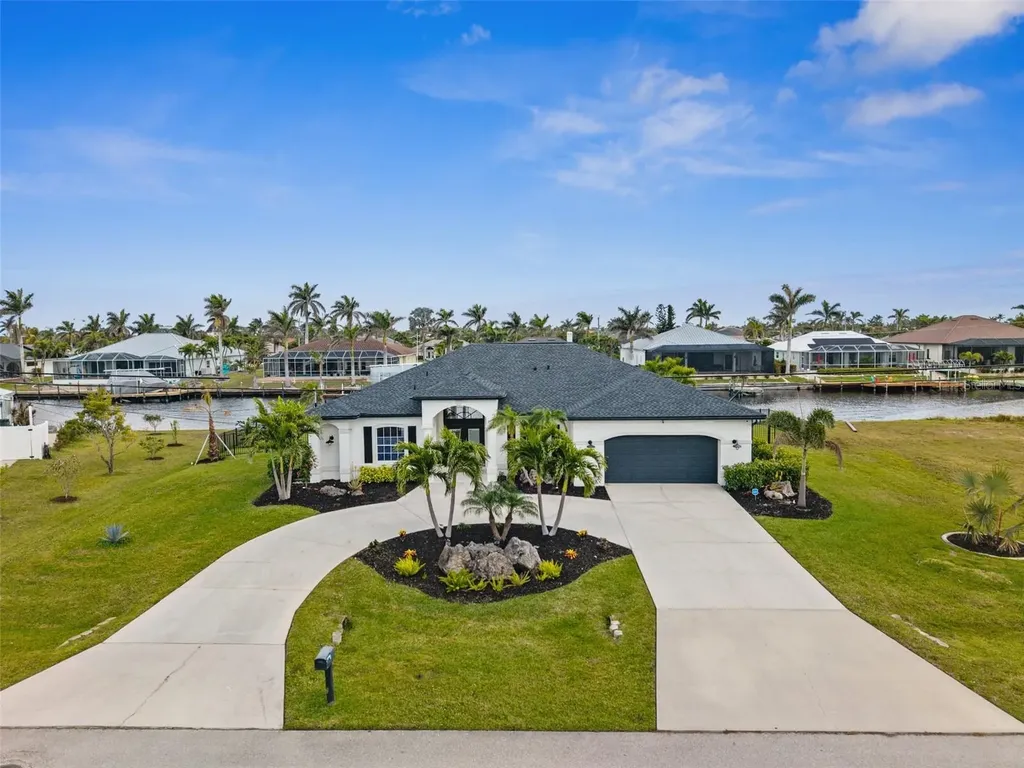 5207 SW 20th Place Cape Coral FL 33914