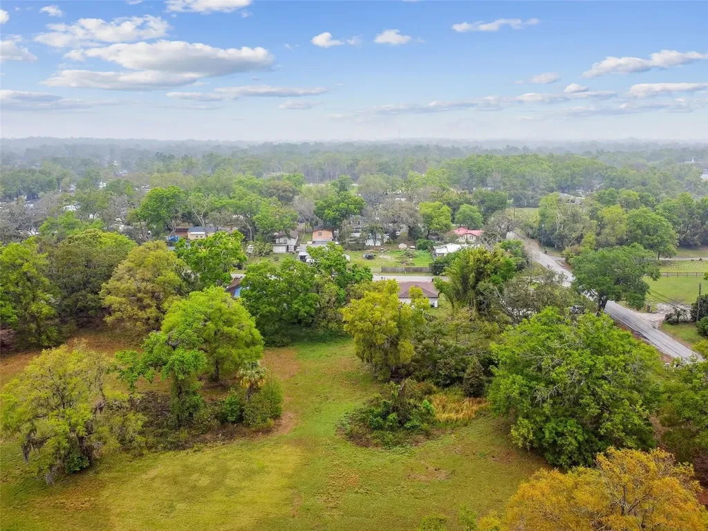 S Taylor Road Seffner FL 33584