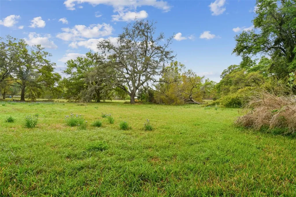 S Taylor Road Seffner FL 33584