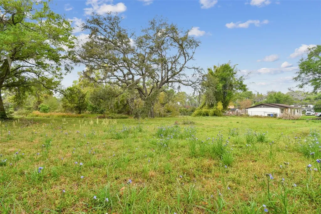 S Taylor Road Seffner FL 33584
