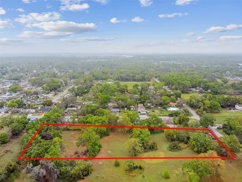 S Taylor Road Seffner FL 33584