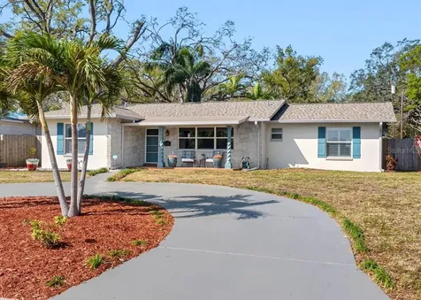 5300 Robin Lane N St Petersburg FL 33714