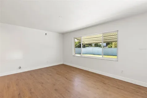 250 NW Rosery Road Largo FL 33770