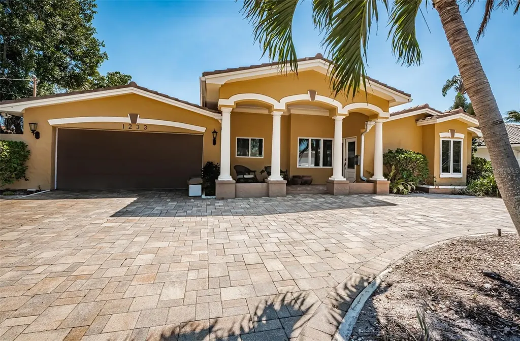 1233 Eden Isle Drive NE St Petersburg FL 33704
