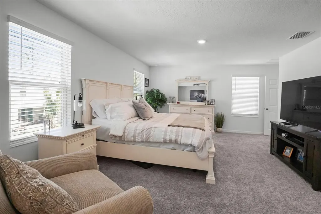 1088 Happy Forest Loop Deland FL 32720