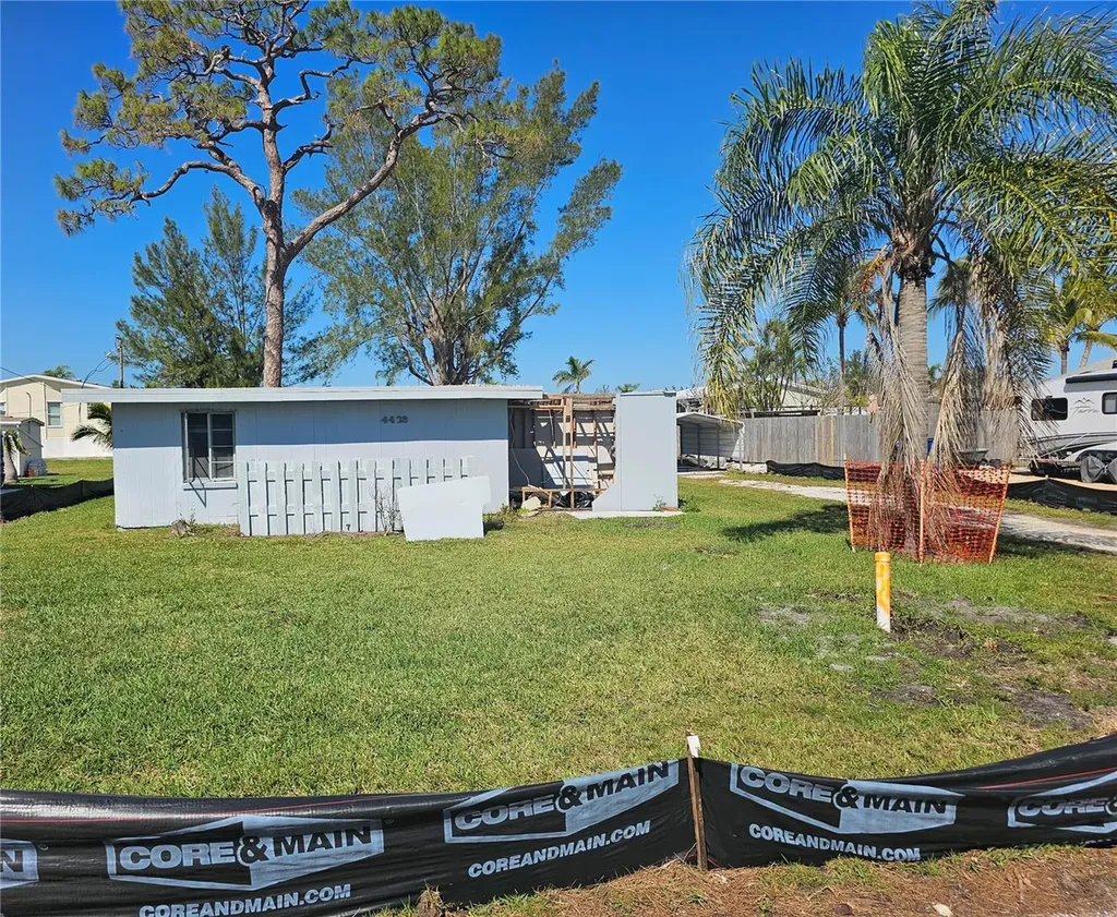 4428 106th Street W Bradenton FL 34210