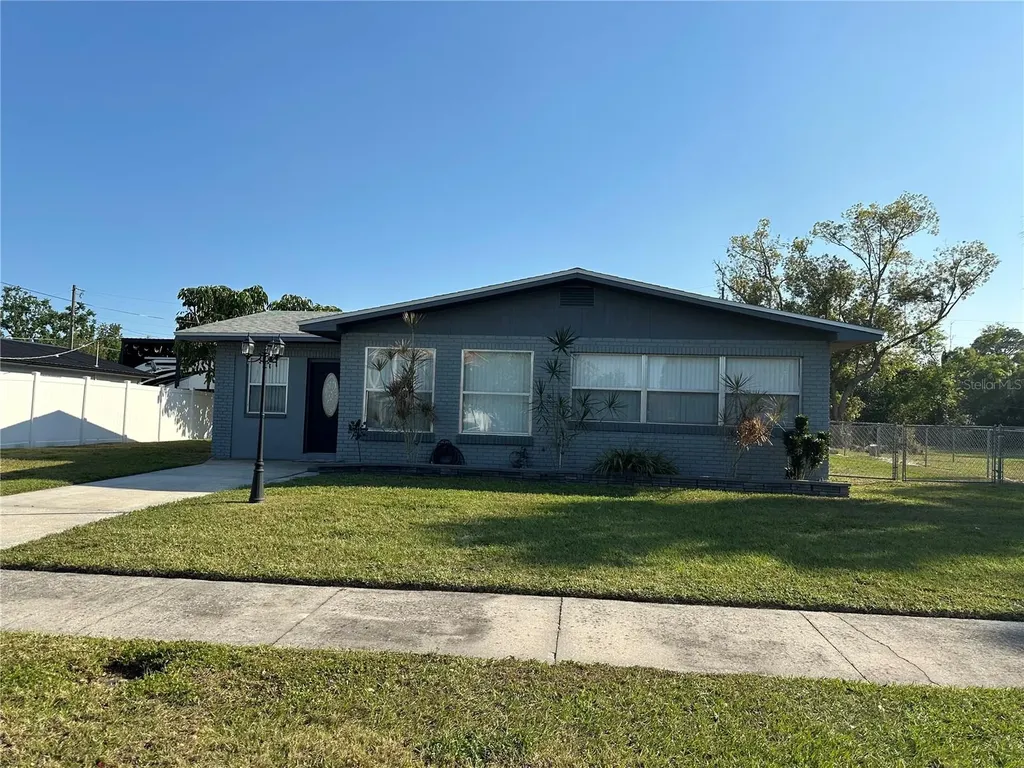 707 Great Barford Street Auburndale FL 33823