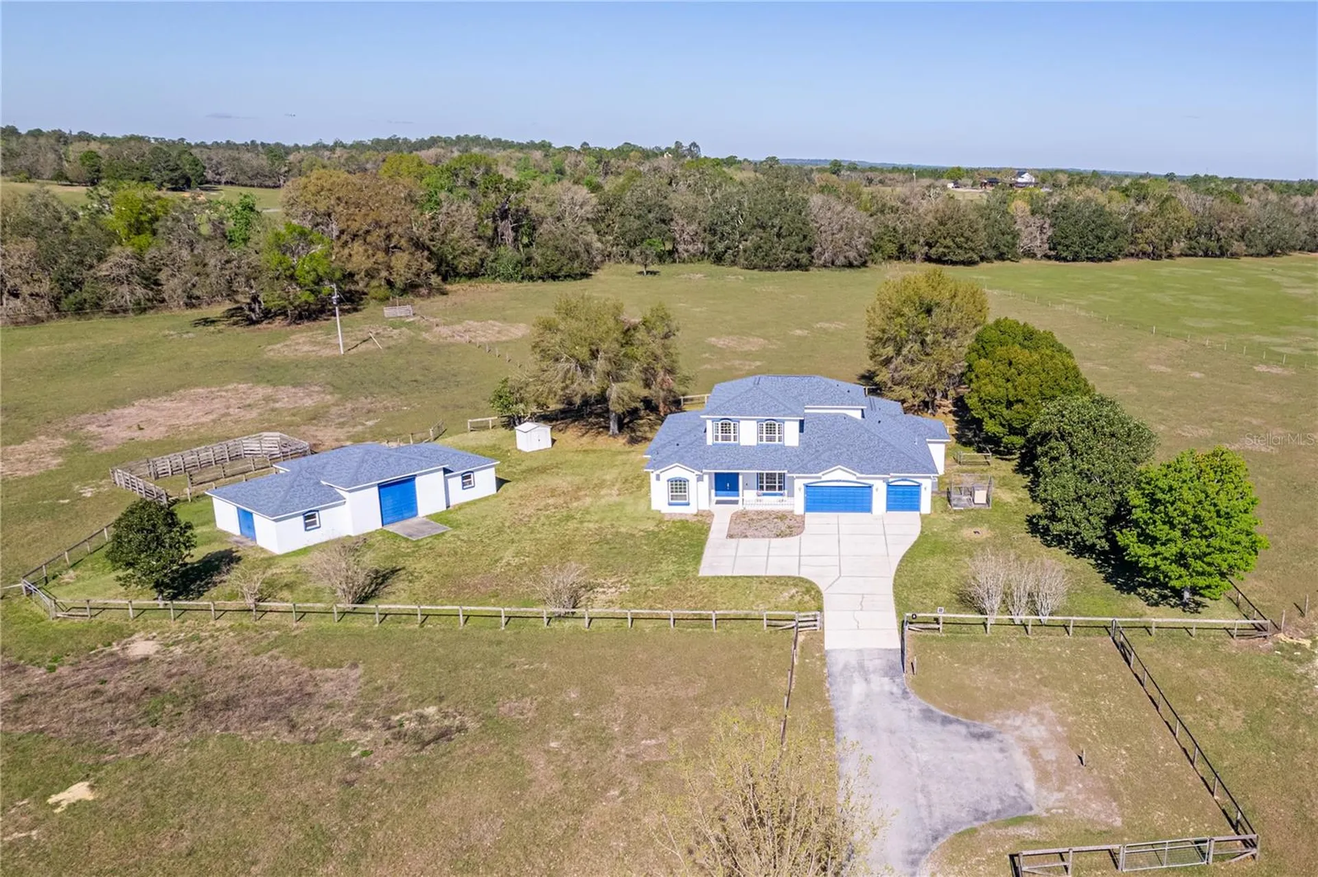 13496 S Oakview Avenue Floral City FL 34436