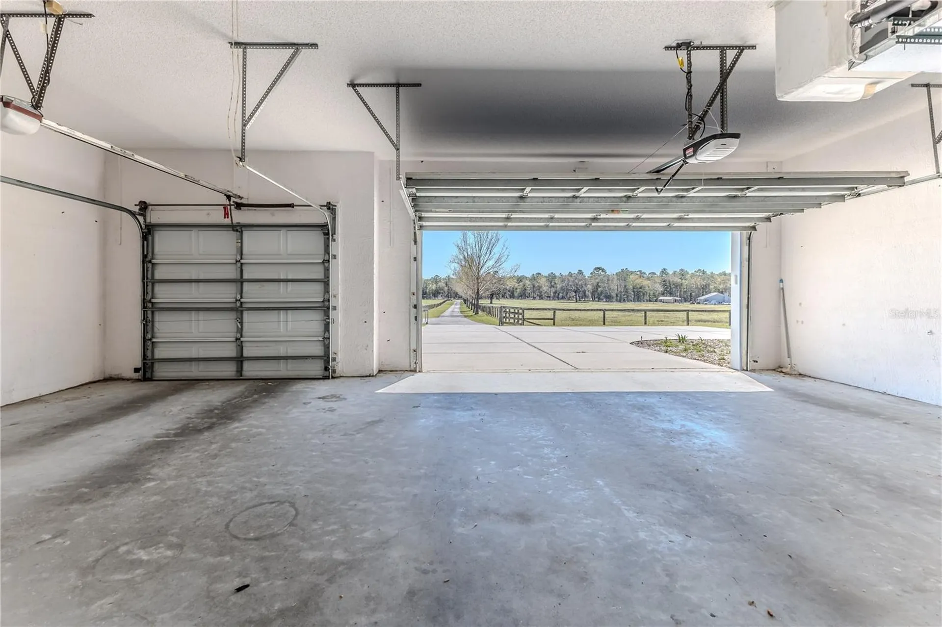 13496 S Oakview Avenue Floral City FL 34436