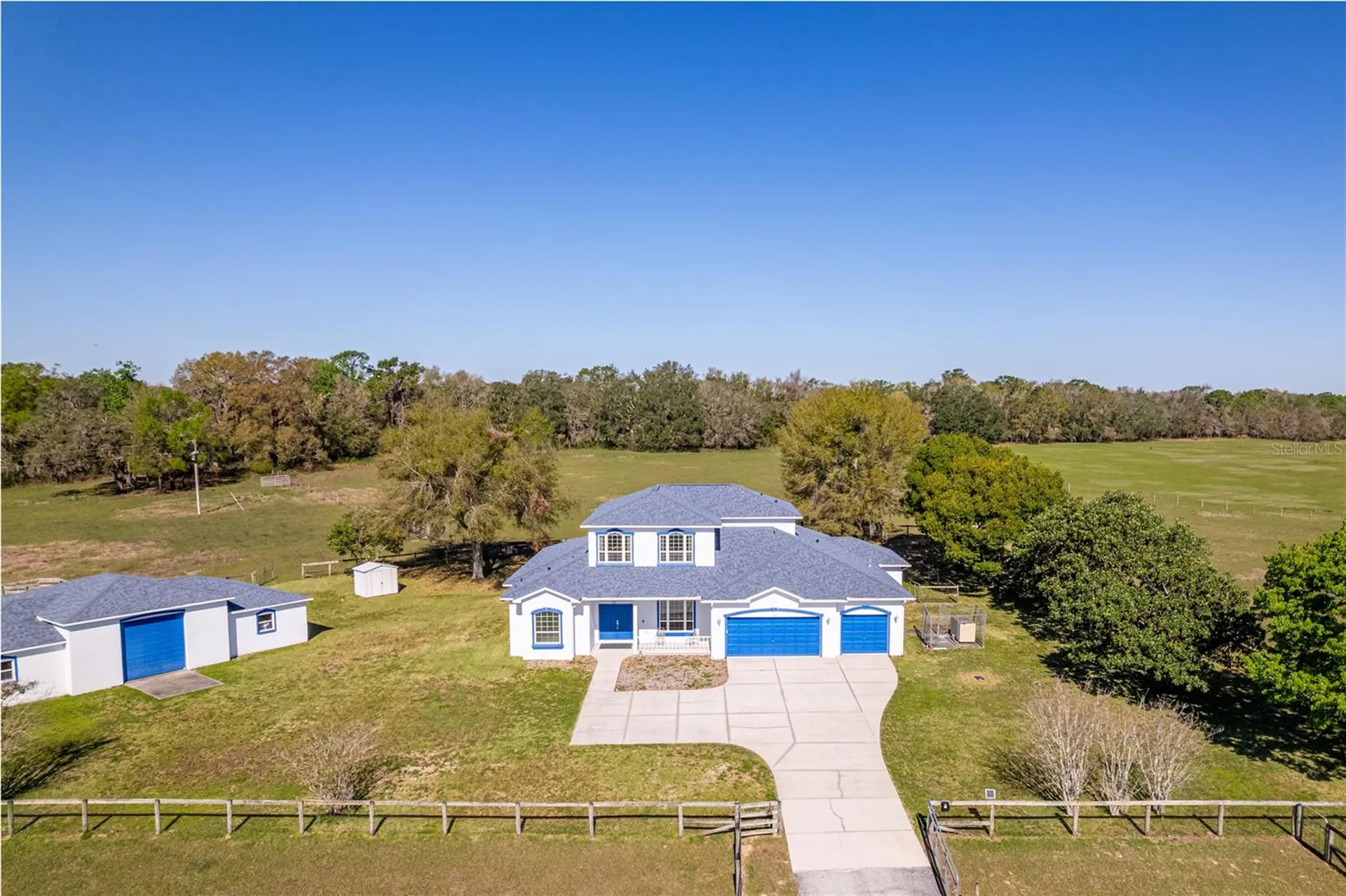 13496 S Oakview Avenue Floral City FL 34436