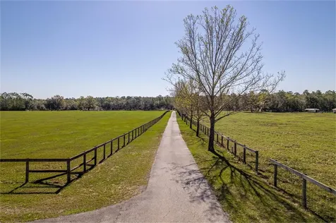 13496 S Oakview Avenue Floral City FL 34436