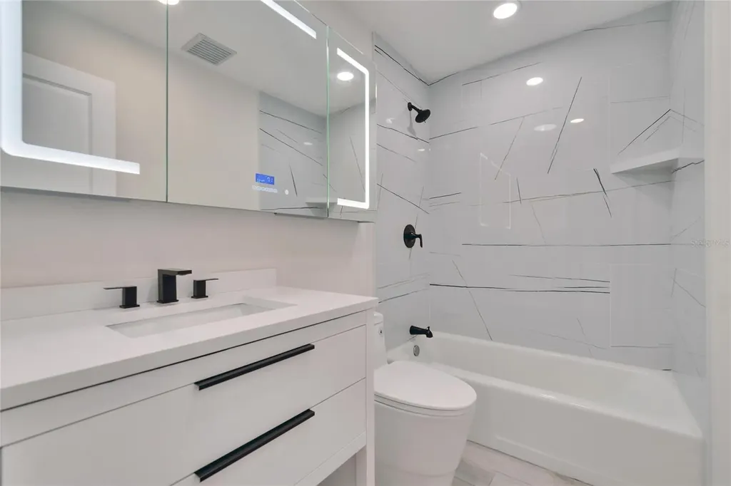 370 S Woodlands Drive Oldsmar FL 34677