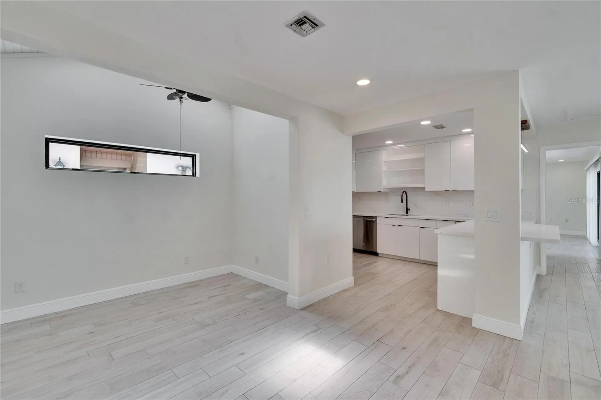 370 S Woodlands Drive Oldsmar FL 34677