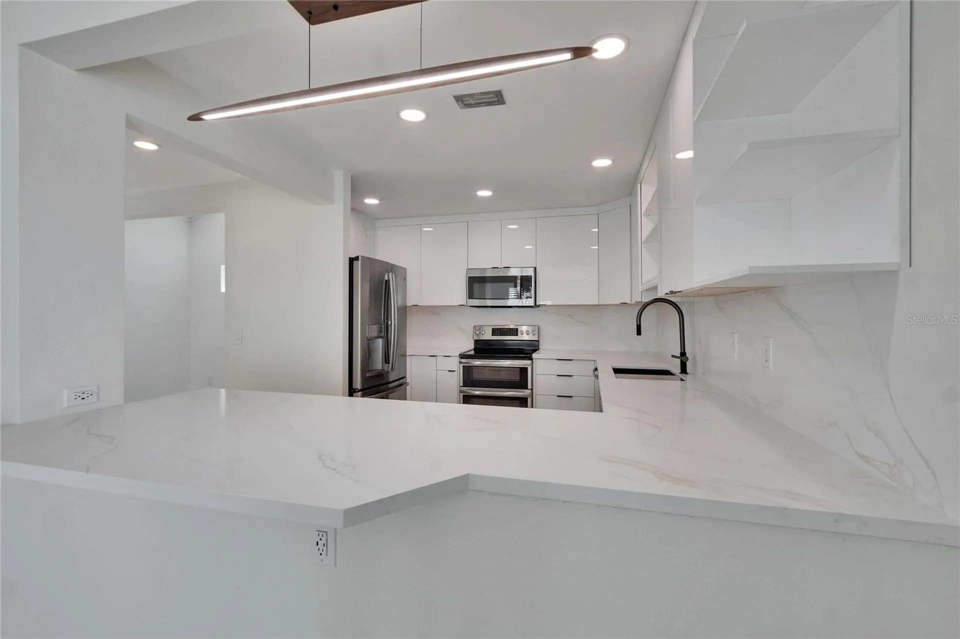 370 S Woodlands Drive Oldsmar FL 34677