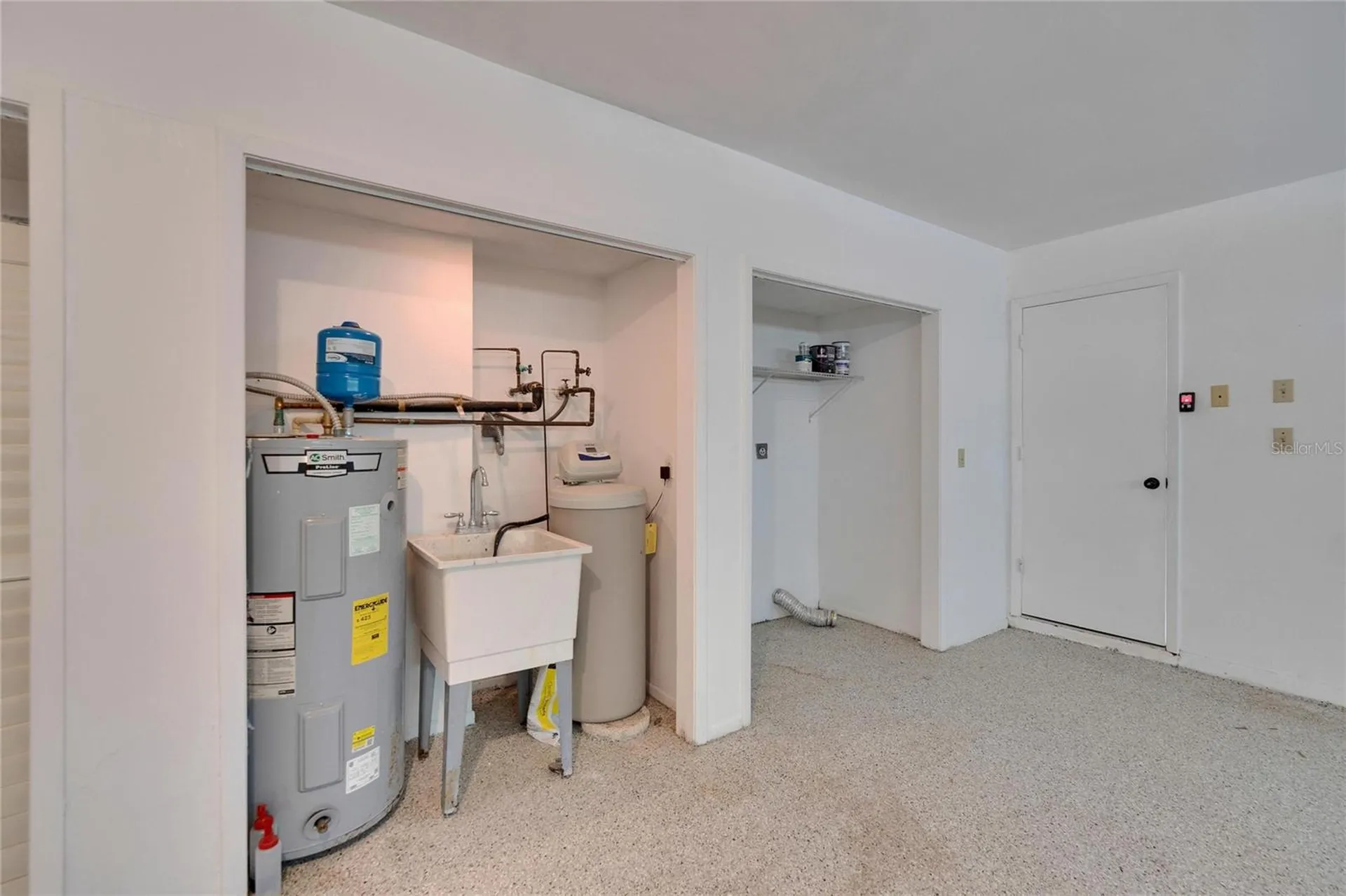 370 S Woodlands Drive Oldsmar FL 34677