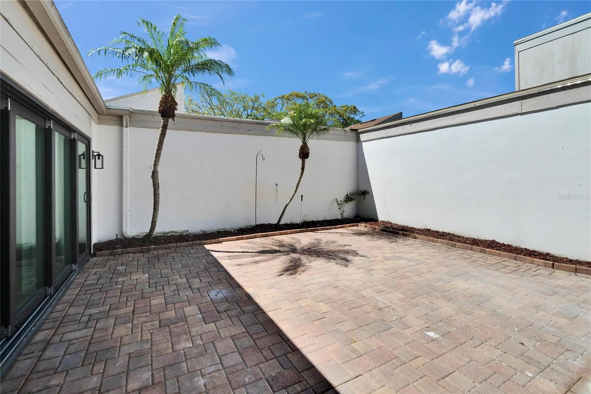 370 S Woodlands Drive Oldsmar FL 34677