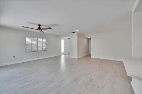 370 S Woodlands Drive Oldsmar FL 34677