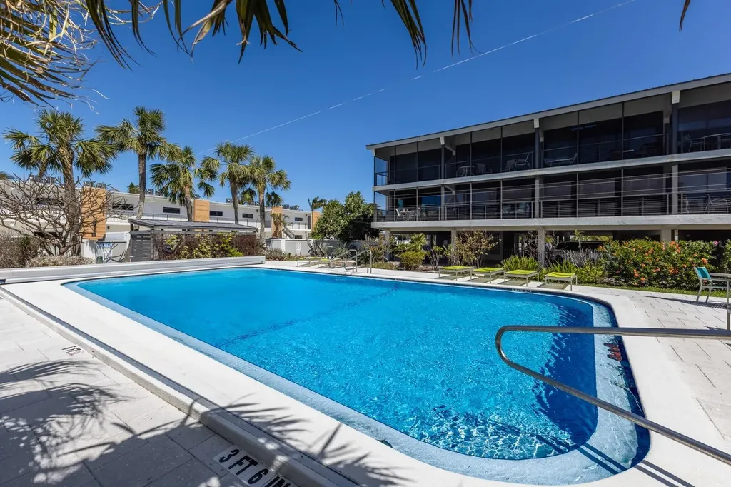 6804 Gulf Drive Holmes Beach FL 34217