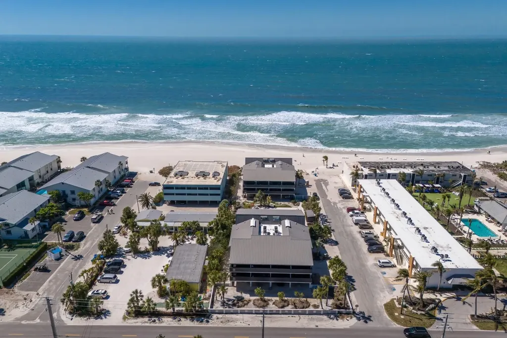 6804 Gulf Drive Holmes Beach FL 34217